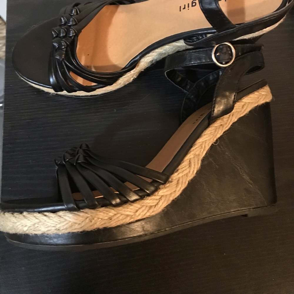 Steve Madden Wedges